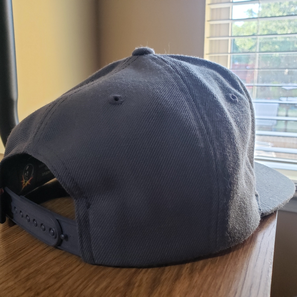 The Hundreds snapback - Picture 2 of 3